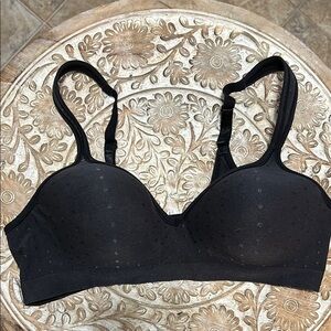 Bali Women's Bra 38B Black NWOT Stretchy Soft Cup No Wire Adjustable Straps